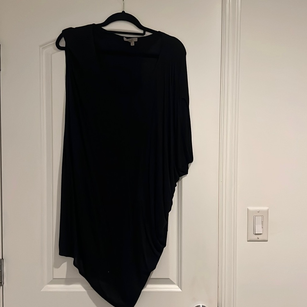 Helmut Lang petites women’s asymmetrical top black.